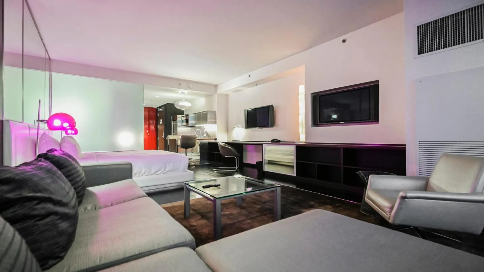 Stripviewsuites Two-Bedroom Con-Joined Exclusive Condo Las Vegas USA